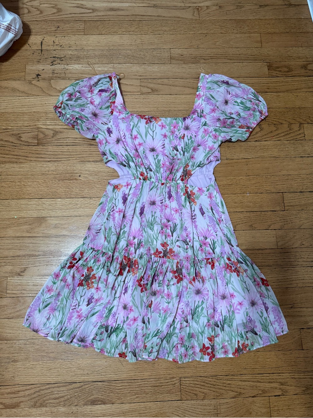 Pink Floral Puff-Sleeve Dress